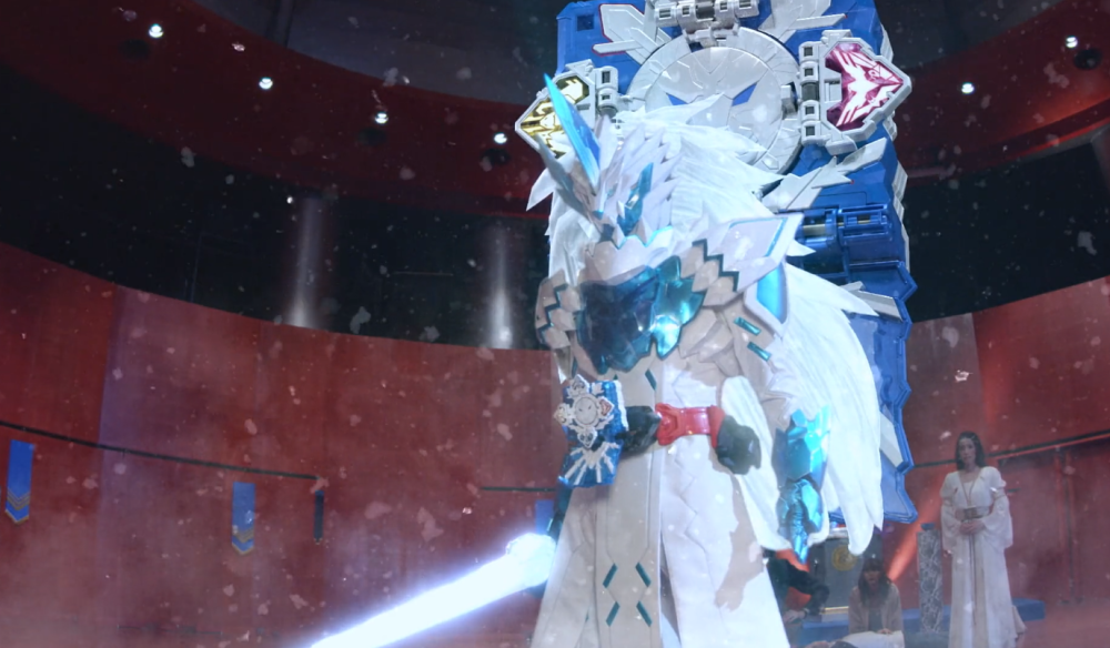 假面骑士"冰狮子"变身赏析,寒冰包裹破冰而出,白丝长发真飘逸