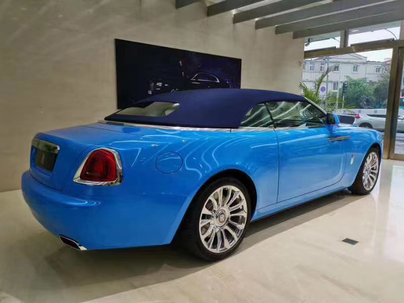 劳斯莱斯耀影双开门敞篷跑车优雅与气质并行