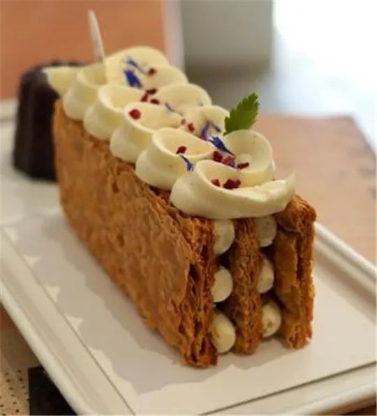 吃遍大连-满满的都是小资情调,是时候拔草一批精品面包店了