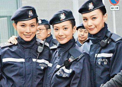 香港警察队伍中 女性警察的总数 占了17 为何这么多 腾讯新闻