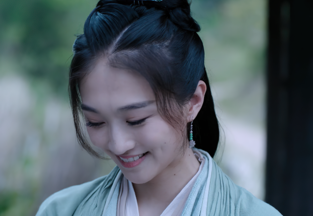 陈情令:十六年后魏无羡认不出绵绵,谁注意蓝忘机的小表情?