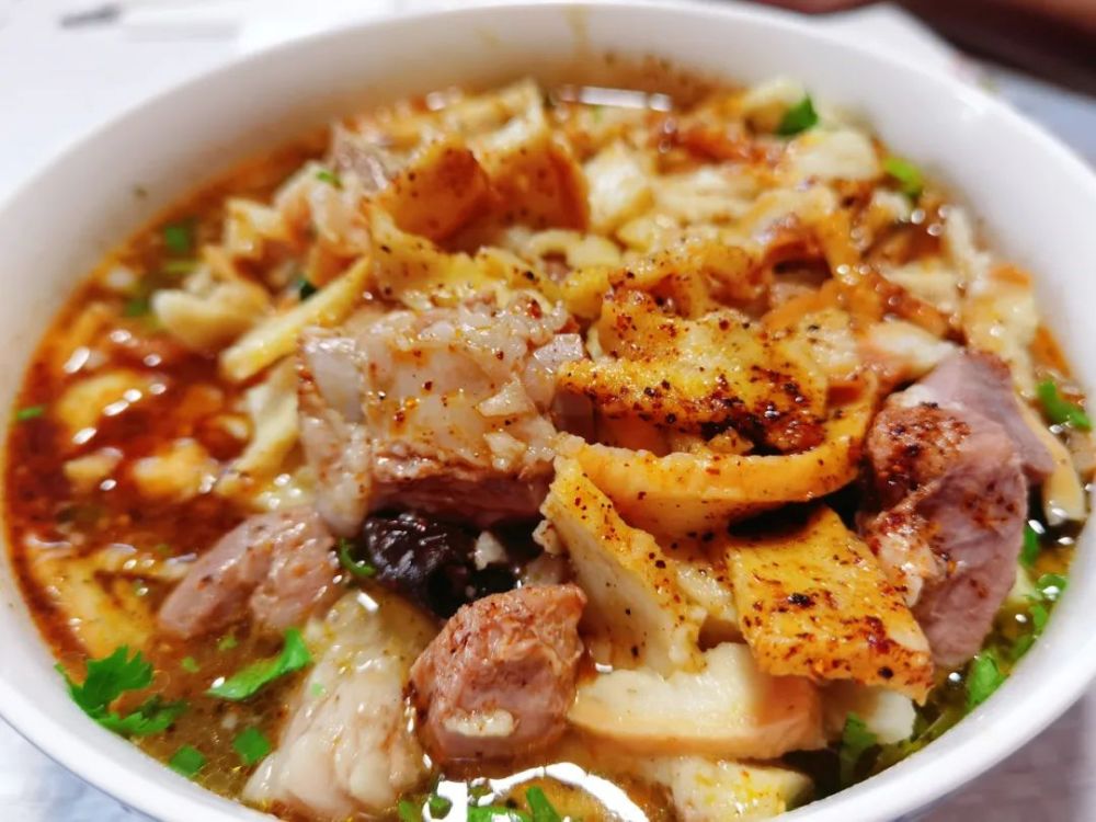 食物恋夏吃冬补锅盔版羊肉泡馍你吃过吗一定要试试哦