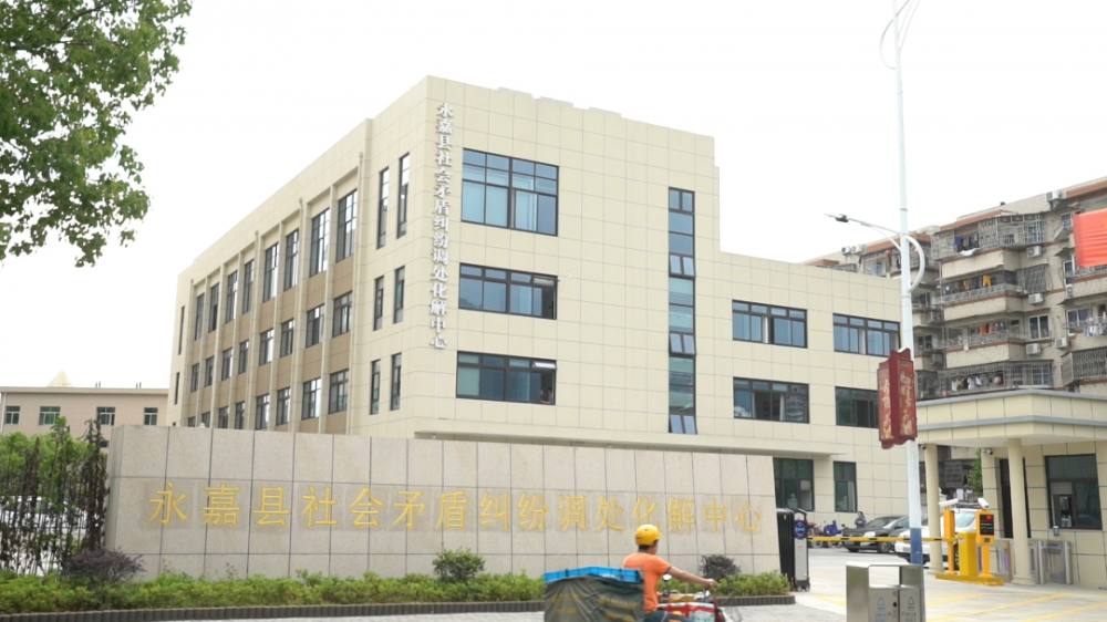 痛心!温州一干部离世,最后一次接访群众,他疼得站不起来