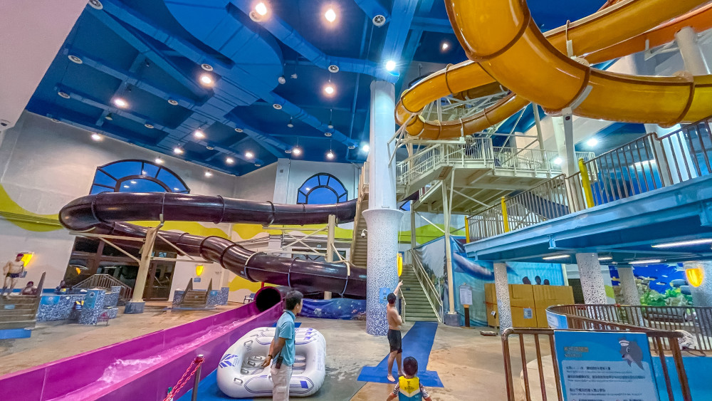 69超大的室外泳池 室内丰富,刺激的娱乐活动长隆横琴湾水世界拥有