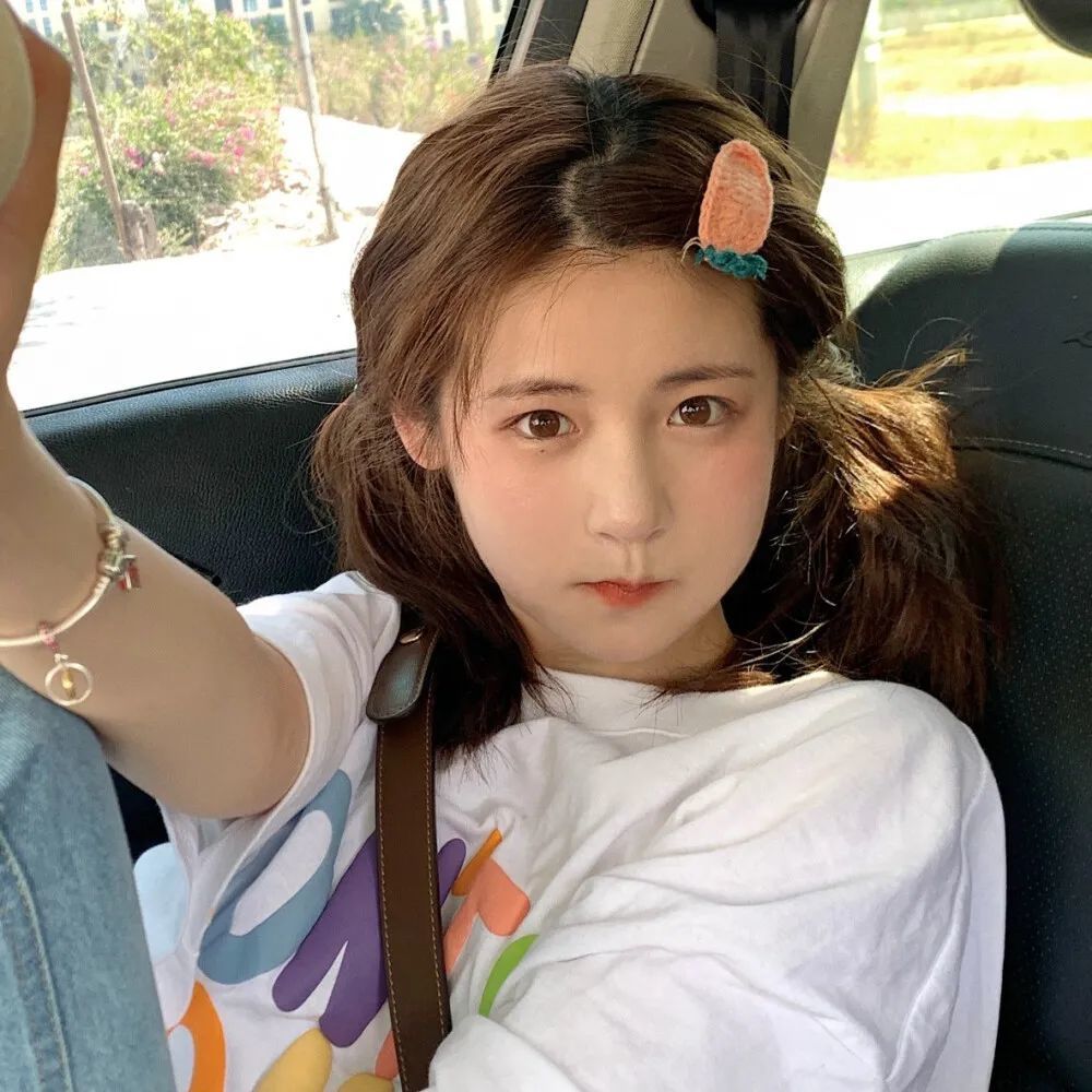 偷偷告诉你:赏心悦目的超美女生头像图_腾讯新闻