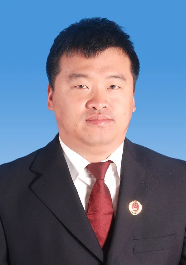 向榜样学习江阳区检察院干警李世雄被授予江阳区五一劳动奖章