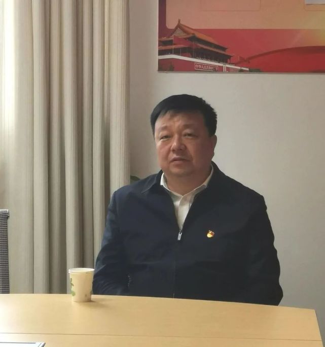 4月23日下午,准格尔旗委书记王瑞一行深入妇联调研指导党史学习教育