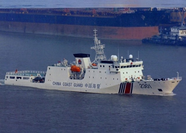 央视曝出3艘主战舰艇入列第2天中国海警在我钓鱼岛领海内行动