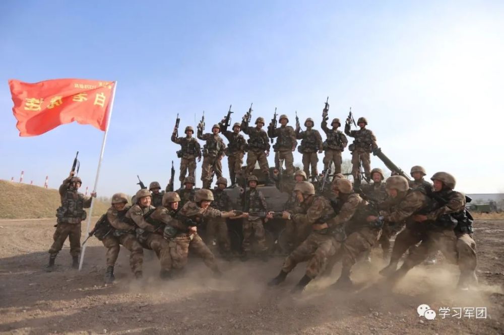 唱支军歌给党听丨白老虎连攻如白虎当先锋