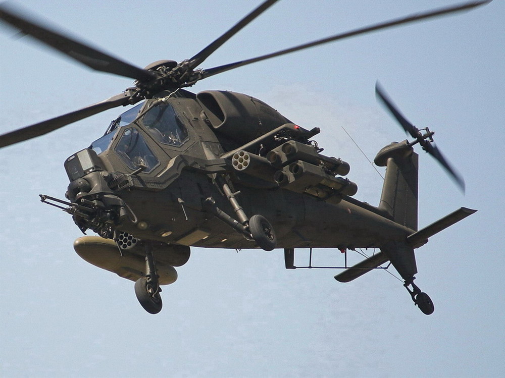 欧洲第一型武装直升机,意大利a129"猫鼬"
