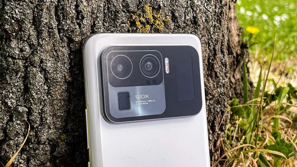 规格更好的手机并不多,因此您可以放心,小米11 ultra可以处理您想要在