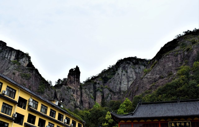 漫步永康飞龙山风景区赏析春天的风和日丽