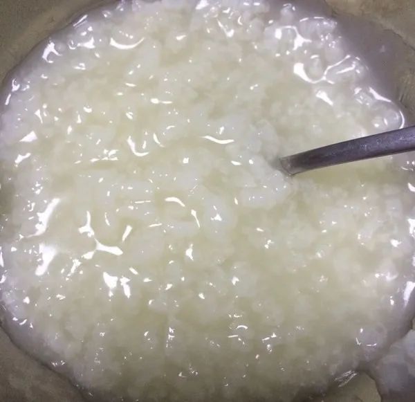 我在心里想,真是明知日子过得寒酸,还是不愿意去工作.