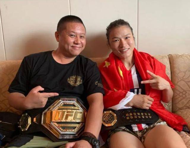 也正是因为这样的机缘巧合,张伟丽才遇到了他人生中的第1个贵人蔡学军