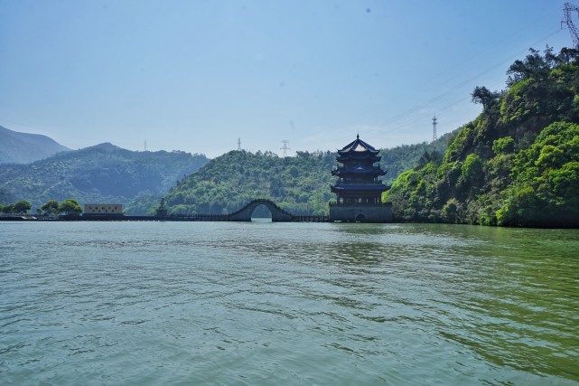 這裡是《富春山居圖》實景地,