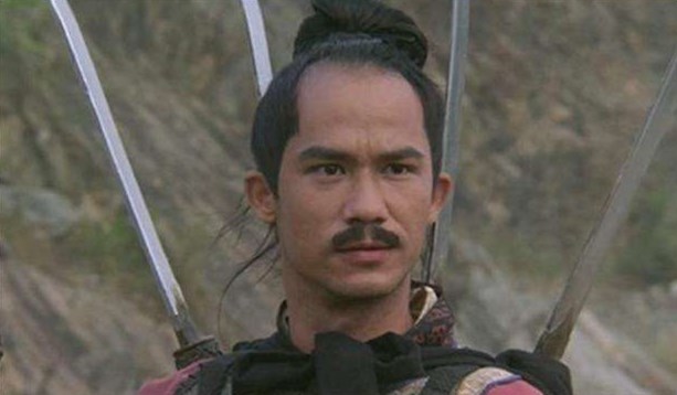 港片两大反派首度合作一位娶小16岁娇妻一位娶小23岁娇妻