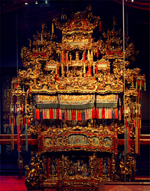 这才是古代最真实的花轿,外观堪比微型宫殿,跟古装剧截然不同