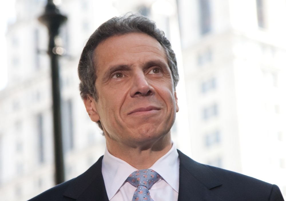 共和党议员纽约州州长科莫对疫情的处理特权仍然不受限制