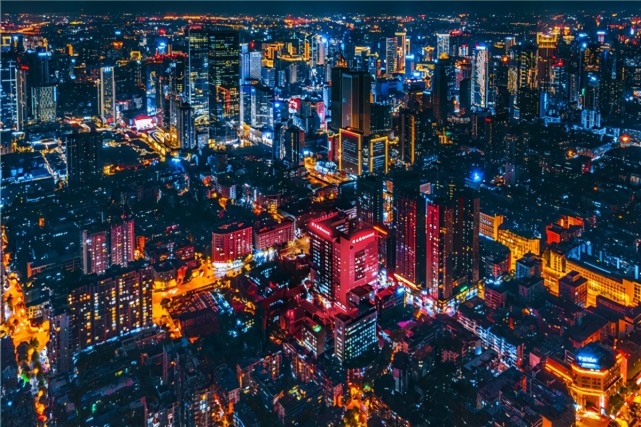 我国城市夜经济影响力十强排名 重庆蝉联榜首 长沙青岛超过上海 腾讯新闻