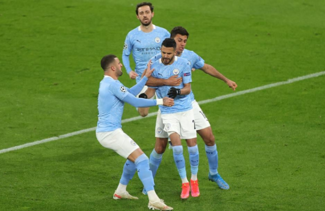 曼联 4-0！5-1！英超成最大赢家，有望包揽欧冠＋欧联杯，利物浦拖后腿