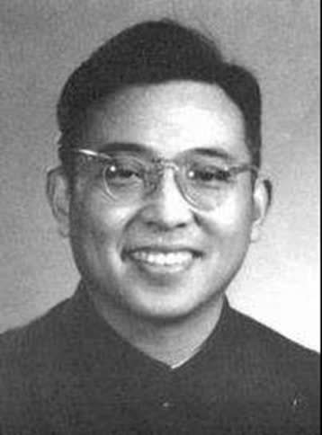 她收到电报母病速归恋人是圈套她连夜赶回从此改变一生