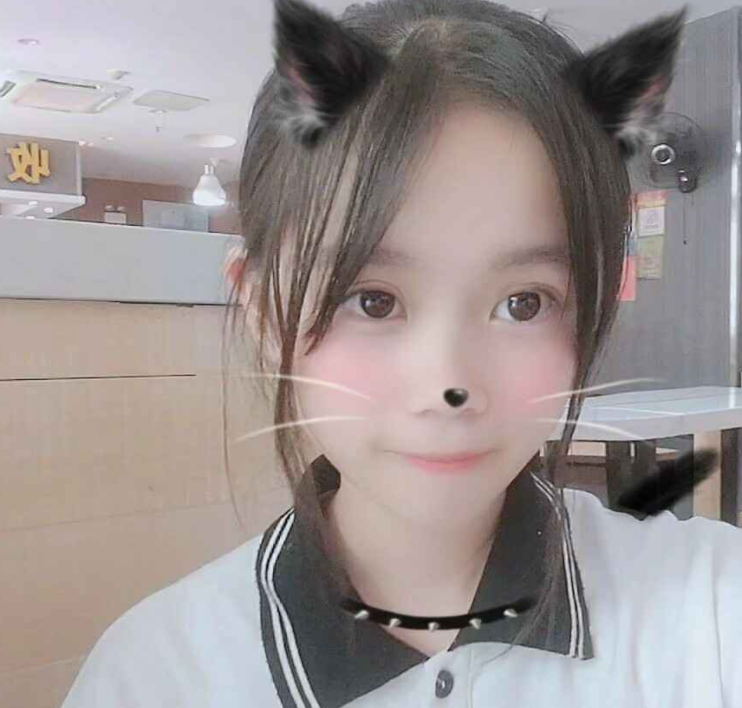 中学容易早恋的3种"高危女生",很受男生喜欢,并非颜值高