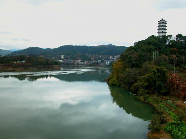 永安(古属延平府永安县,漳州府宁洋县)别名"燕城".