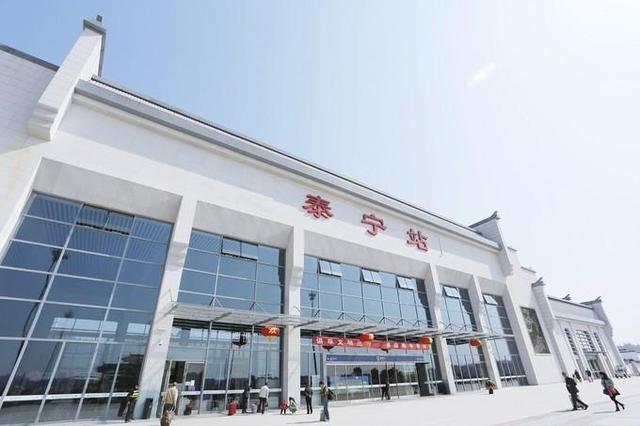 泰宁县火车站总建筑面积5957平方米,站场规模为3台5线