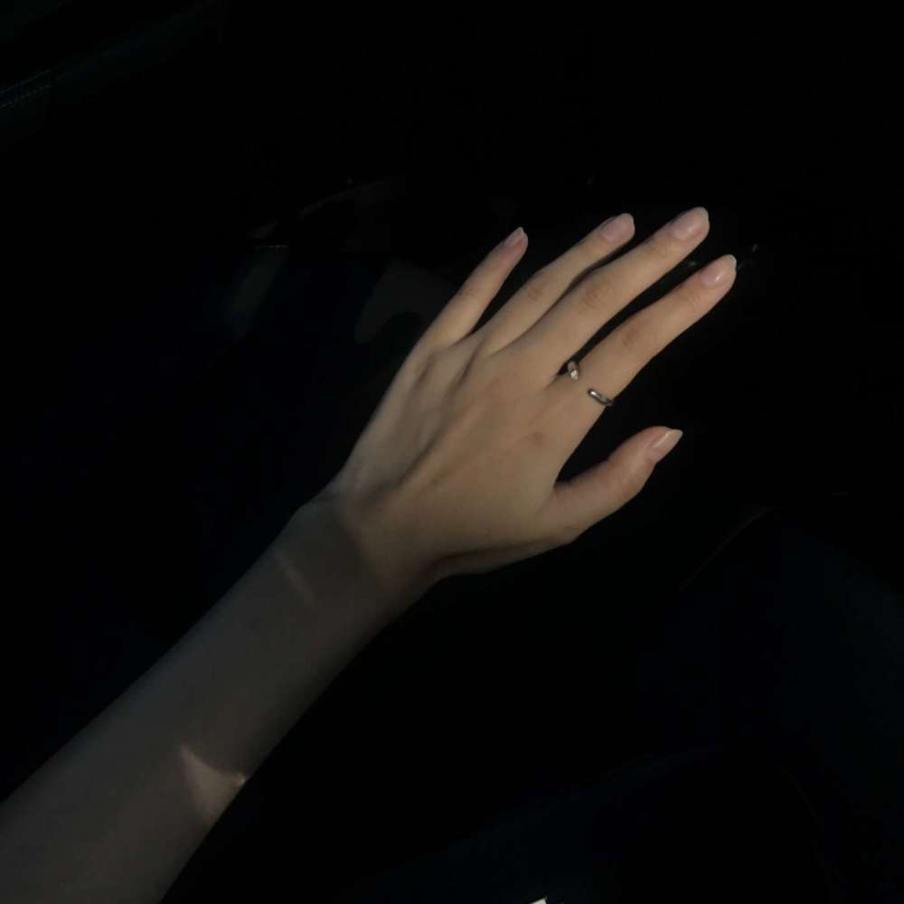 一些夸女生自拍的文案