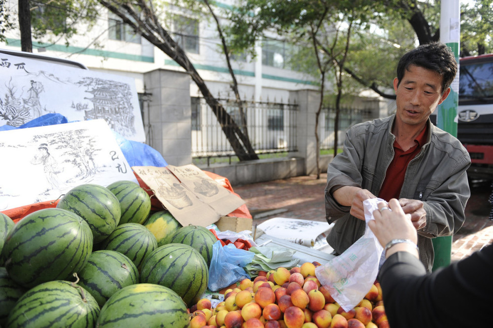 马云非常疑惑:为何小商贩都喜欢用微信支付?而不是用支付宝?