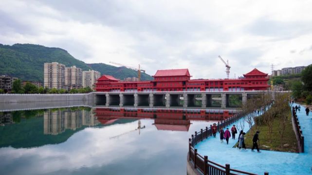 旺苍的红桥绿桥凭什么出圈