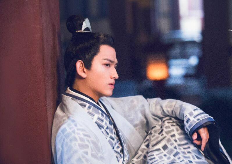 马可当年凭借《花千骨》和《思美人》两部古装圈了不少的人气与粉丝