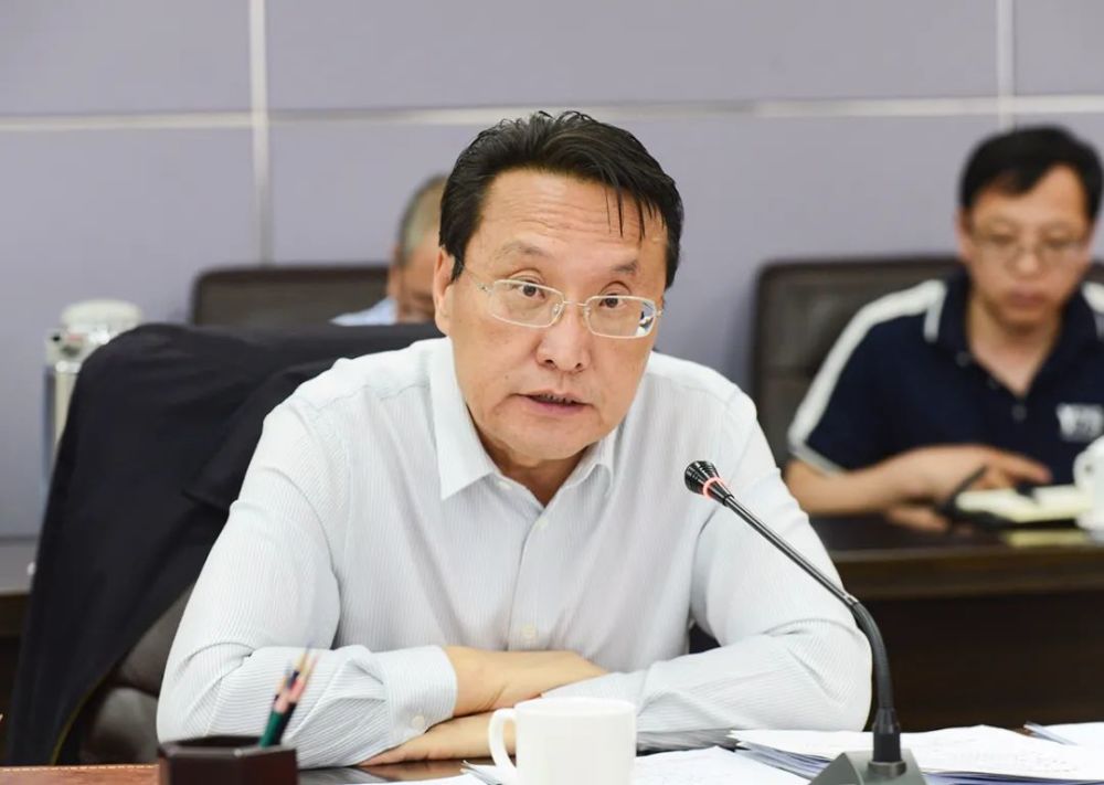 盟政法队伍教育整顿领导小组召开联席会议