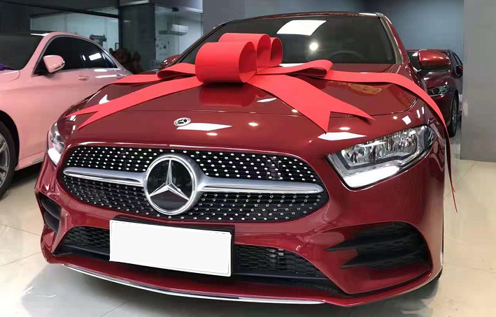 实拍奔驰a180l,优惠7万,豪华感升级,销量"井喷"_腾讯新闻