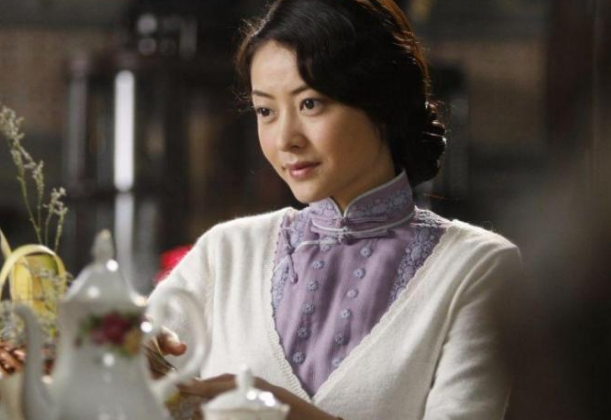 熊黛林倒贴7年被比作不合适的鞋子幸亏没为渣男生孩子