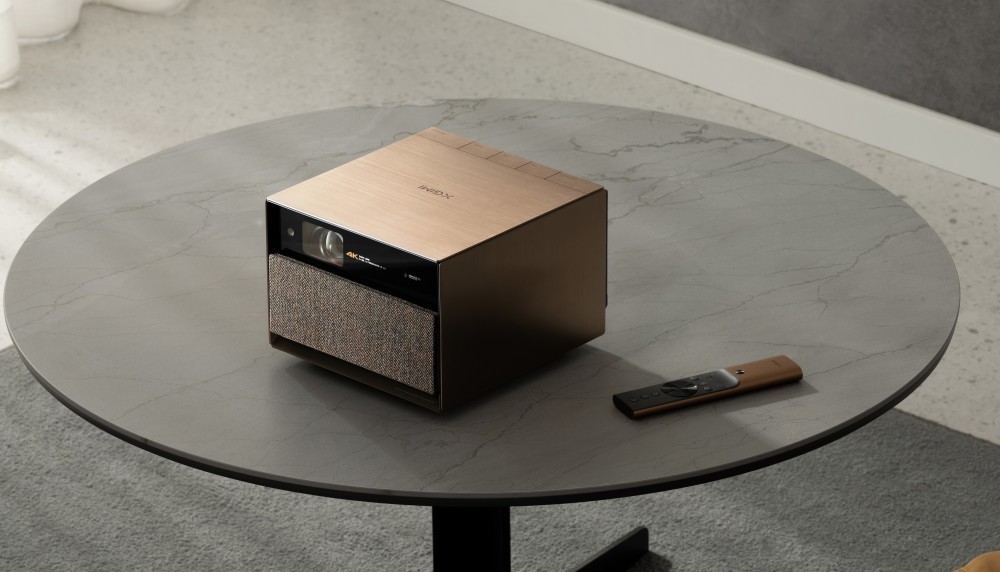 极米rspro2抢先体验超清4k画质还有超强画面自适应能力