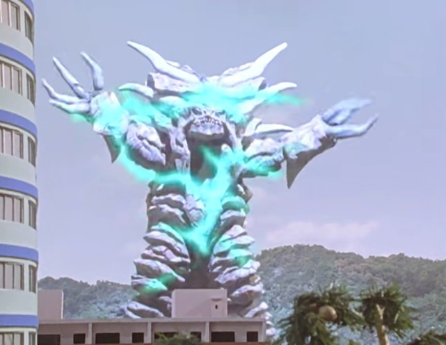 艾勃隆严格来说并不是这个怪兽的名字,它是一种细胞,能够使被移植的