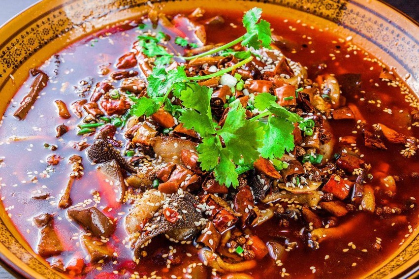 舌尖上的非遗美食——毛血旺,告诉你吃了连汤都不剩的理由_腾讯新闻