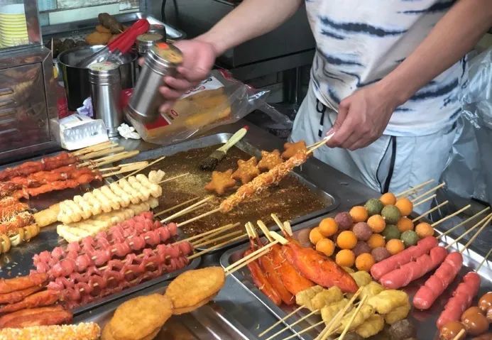 回忆杀这些校门口经典小吃承包了学生时代的青春