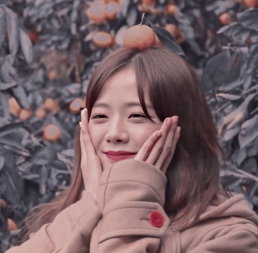 头像人间四月金智秀jisoo