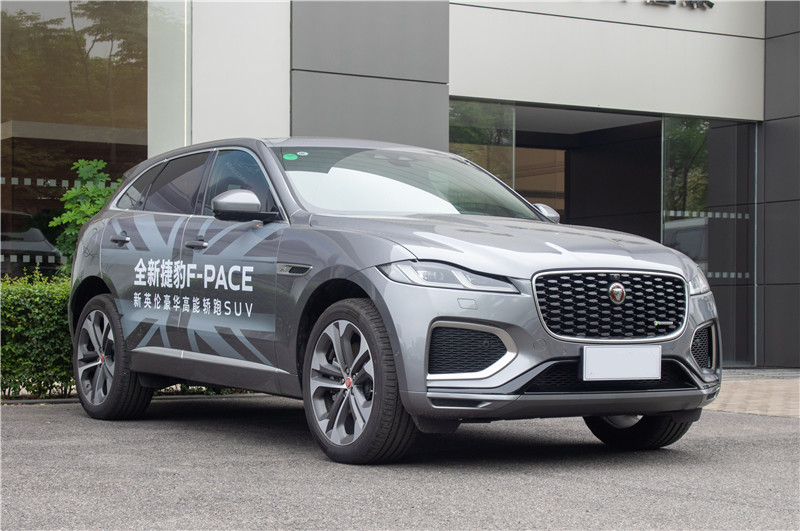 更加运动的大豹子2021款捷豹fpace到店实拍