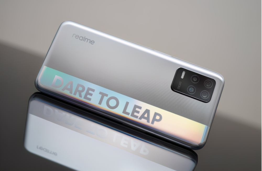 realme真我q3对比红米note9,到底哪款最值得入手?