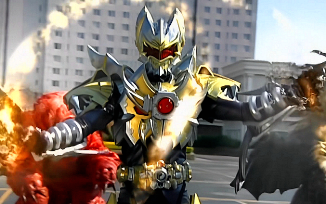 就在《铠甲勇士》第1部的世界里,影霸王界王,黑帝这样的大佬也臣服于