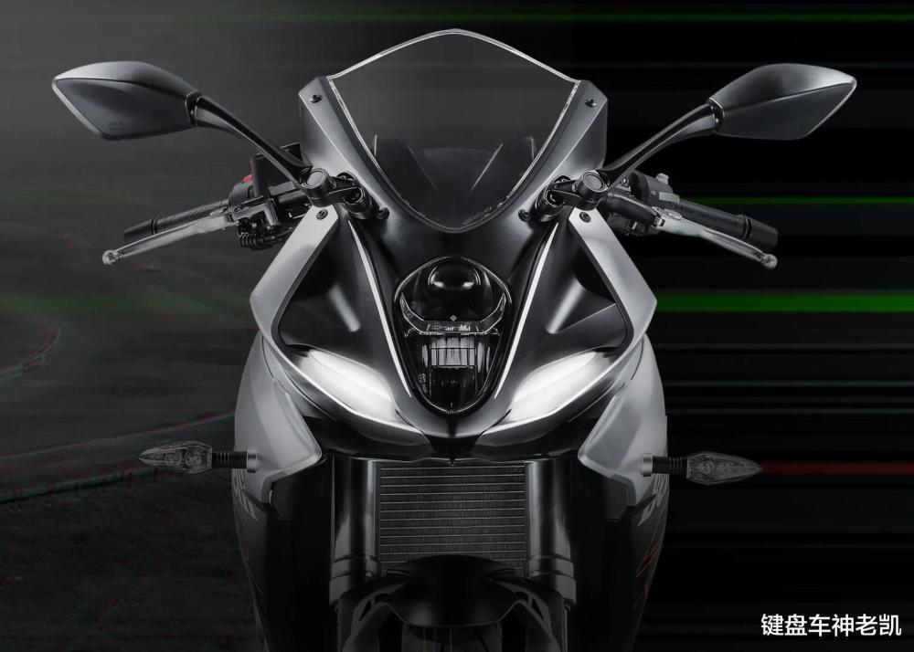 贝纳利官宣tornado 302将于4月28日发布,颜值,车重两大看点_腾讯新闻