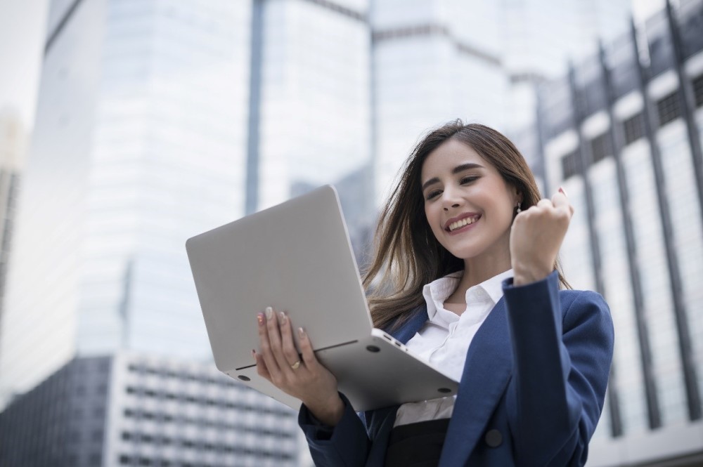 "她力量"潜力无限,平台企业新模式助力女性创业爆发期_腾讯新闻