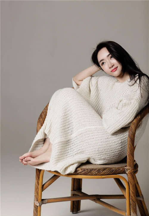 她出身清廷皇室,从不接清宫戏,受刘德华邀请后,破例演一次格格