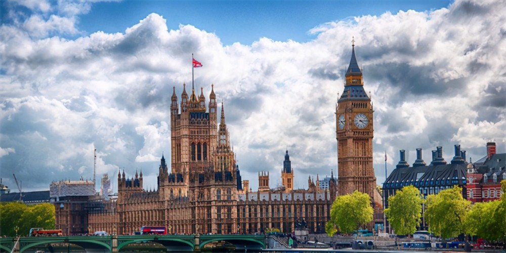 被土耳其干涉内政却不敢还击,五常之一的法国为何站不起来?