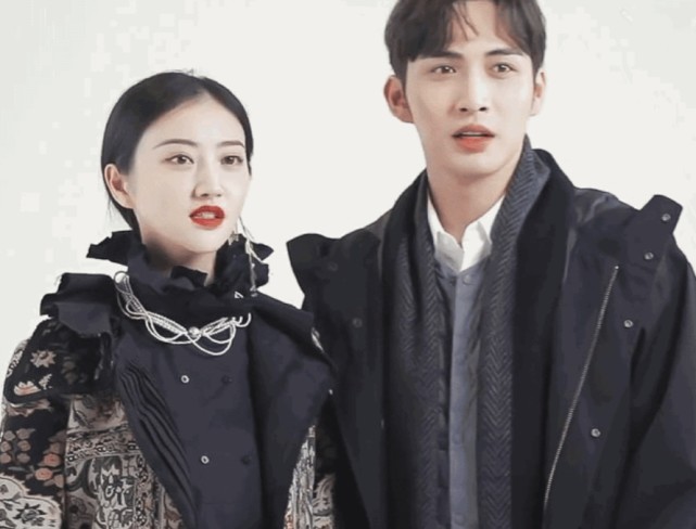 景甜张彬彬真人颜值怎么样司藤庆功宴看看抓拍图就知道了