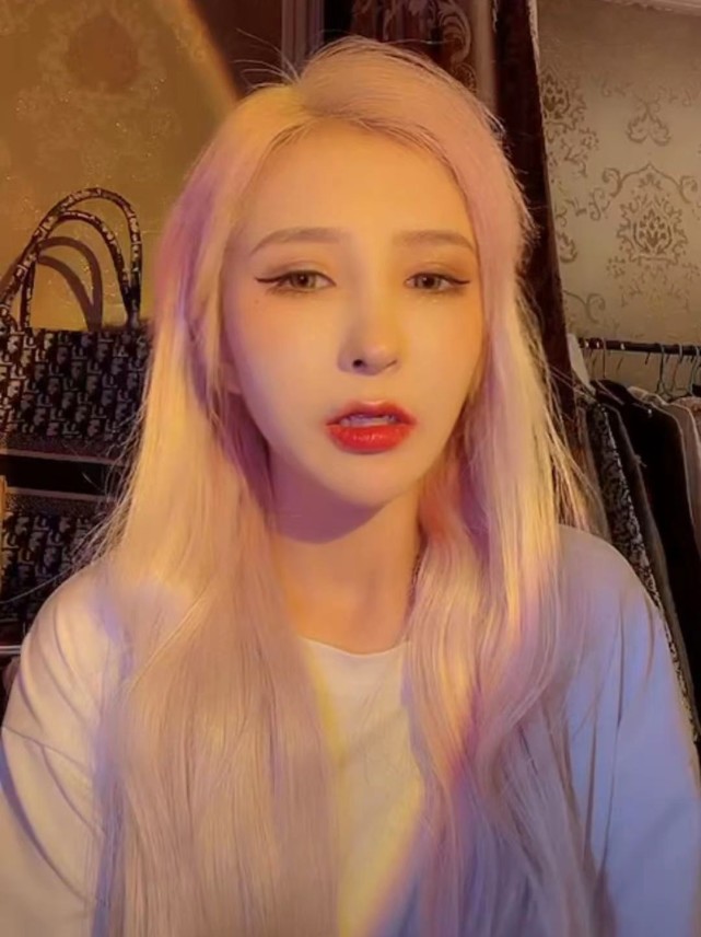 何婧婧给殷世航重新追求自己的机会藕断丝连式分手依