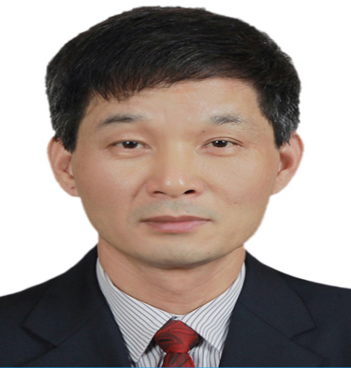 历任贵溪市政府副市长,鹰潭市政府副秘书长,余江县委副书记,代县长